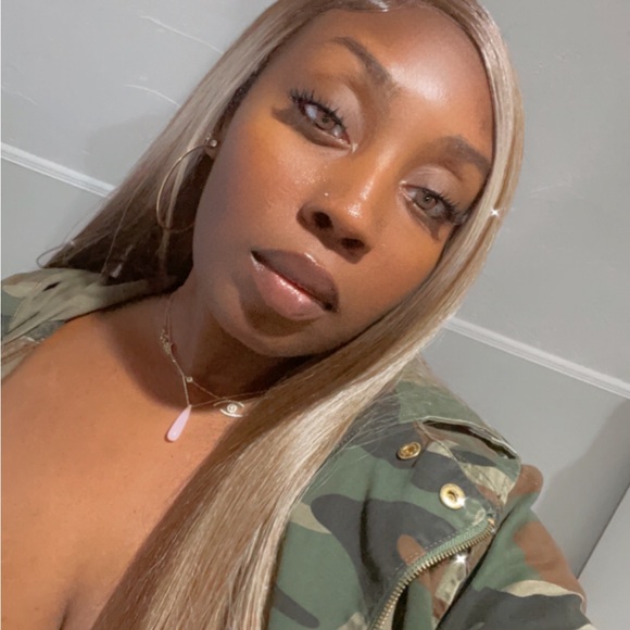 Meet your Posher, Syreeta - Picture 6 of 8